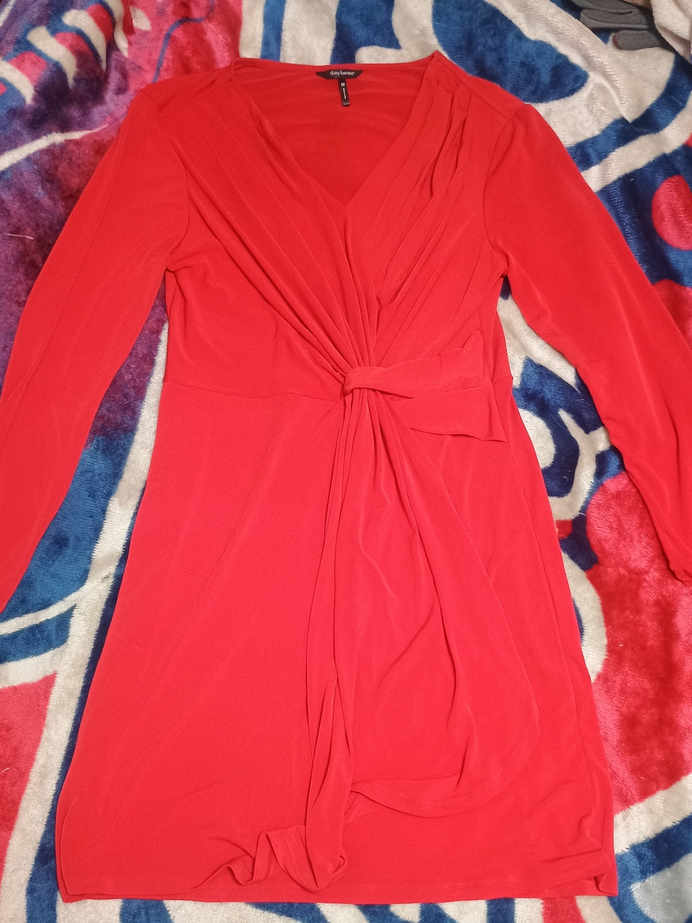 Daisy Fuentes Red Twist-Front V-Neck Tunic